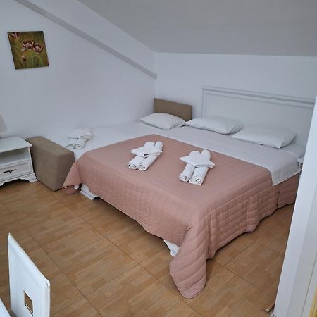 Apartmani P&M Tivat Exterior foto