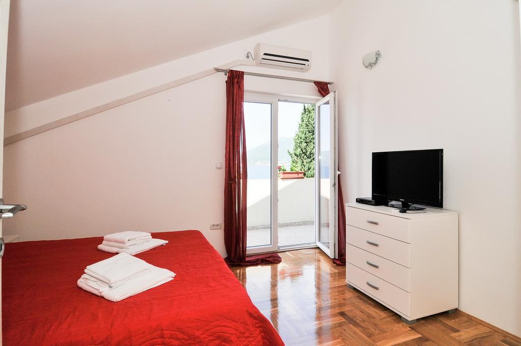 Apartmani P&M Tivat Exterior foto